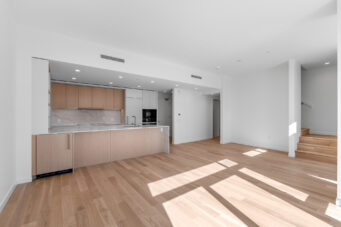 #209 – 3963 Uplands Way